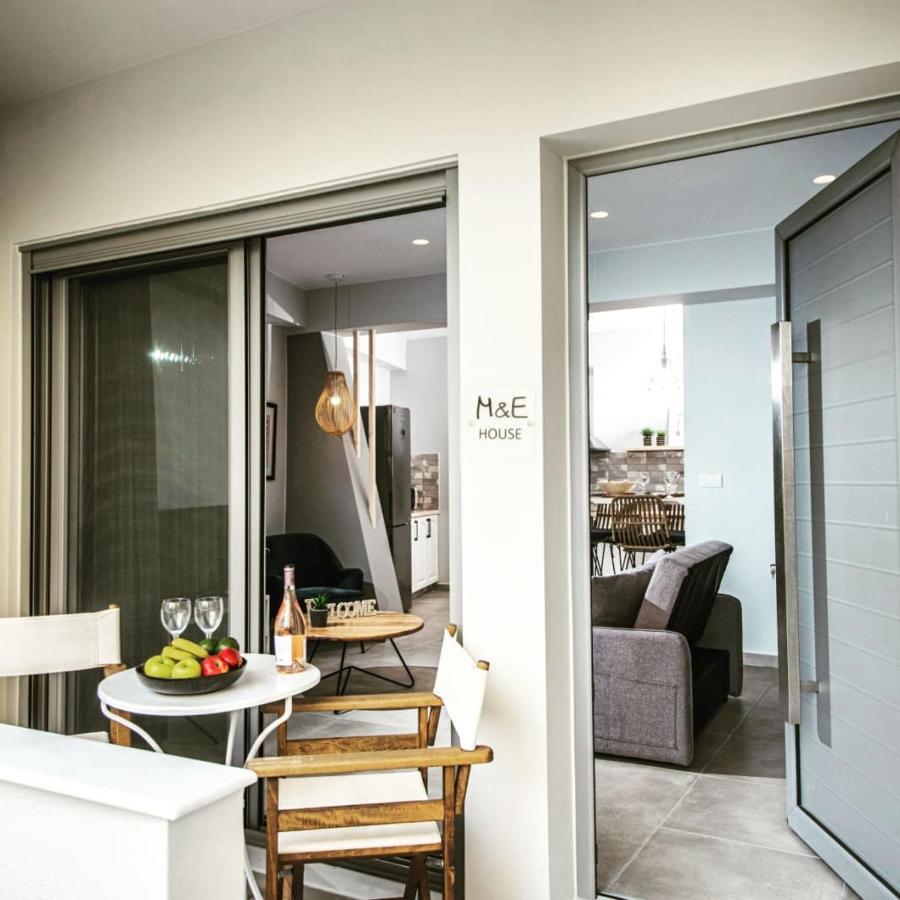 M&E House Apartment อายิโอสนิโกลาโอส ภายนอก รูปภาพ